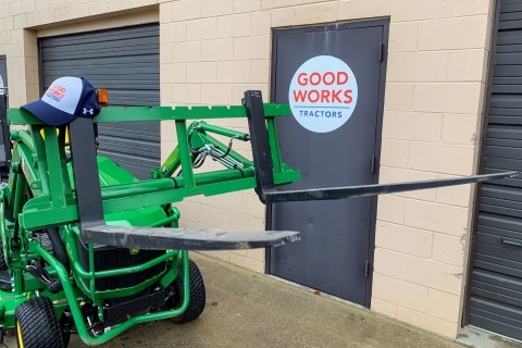 John Deere 1025r Pallet Forks Weigh