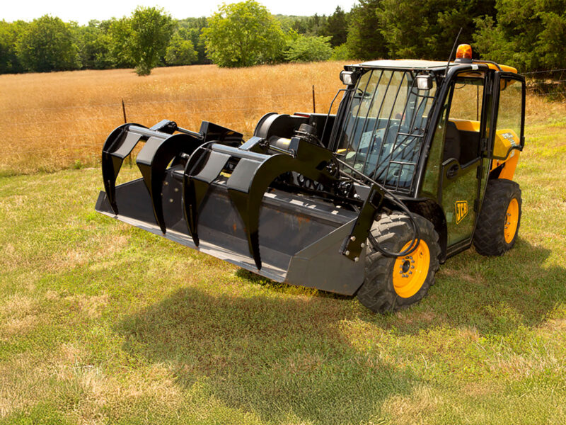 Heavy Duty Contractor Add-A-Grapple on Skidsteer Bucket