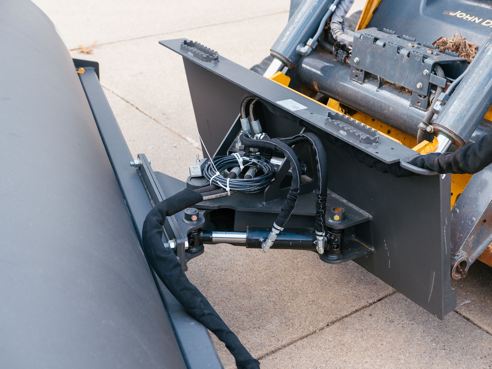 SSQA and Angling Hydraulics of Power Broom
