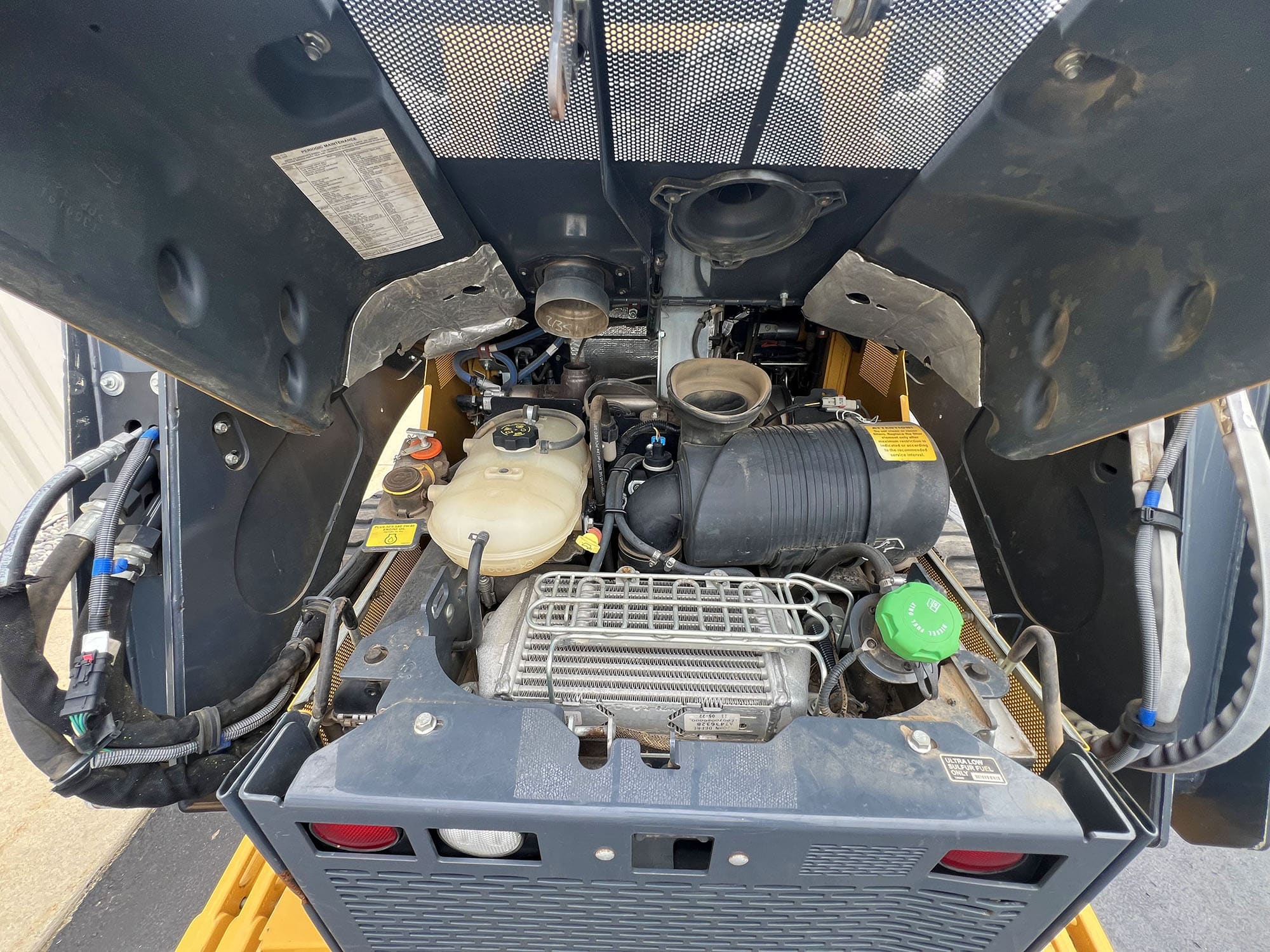 Engine compartment