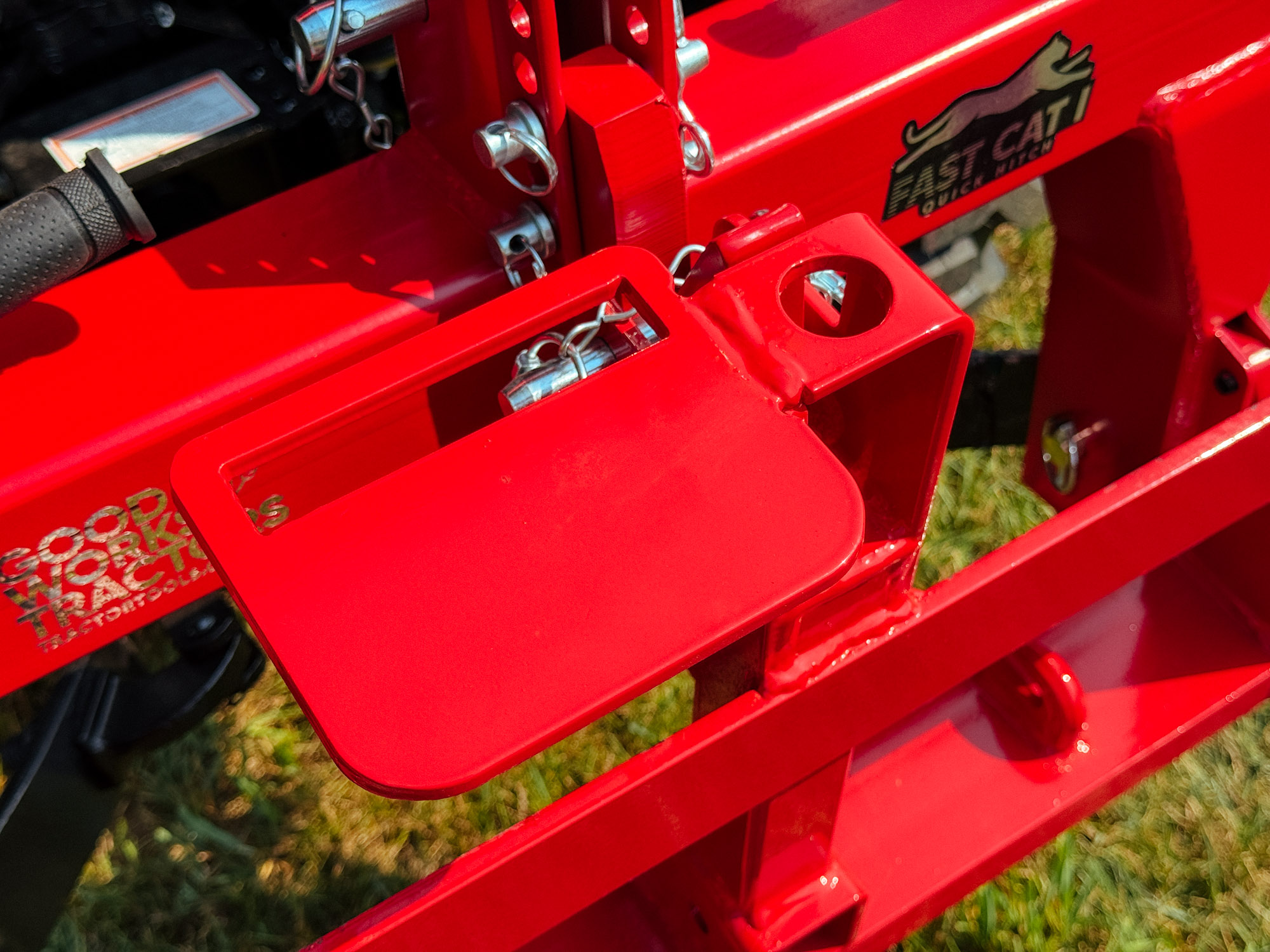 Gooseneck Receiver and Chainsaw Carrier