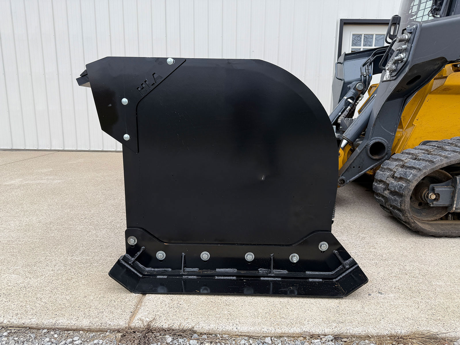 Side View of HLA 3400 Snow Pusher